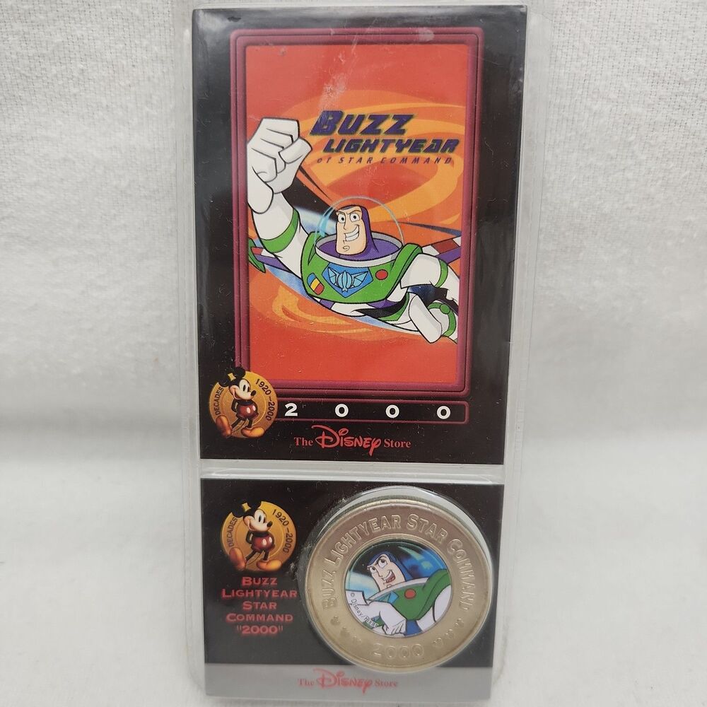 Coin Disney Decades Metal #35 2000 Toy Story Buzz Lightyear Star Command NEW